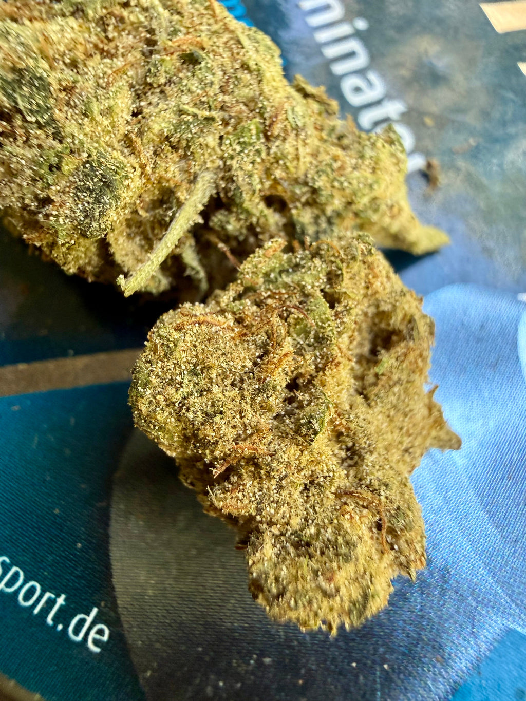 Super Sour Suver (SSS) Delta-8 MoonRock Hemp Flower